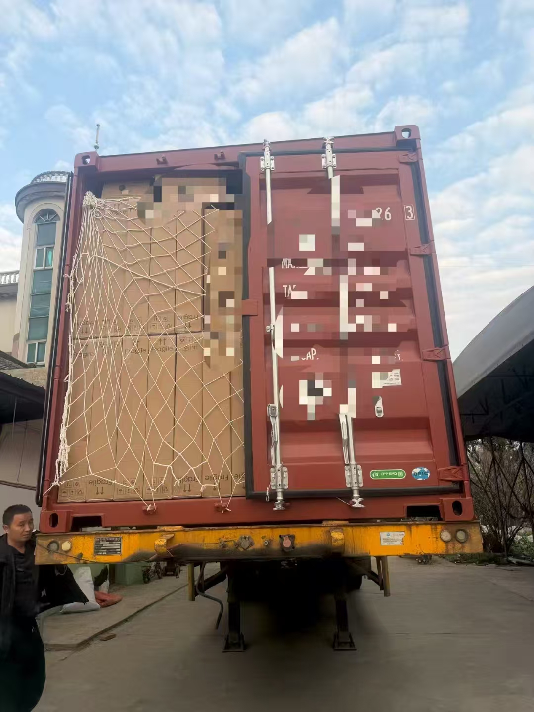Container loaded